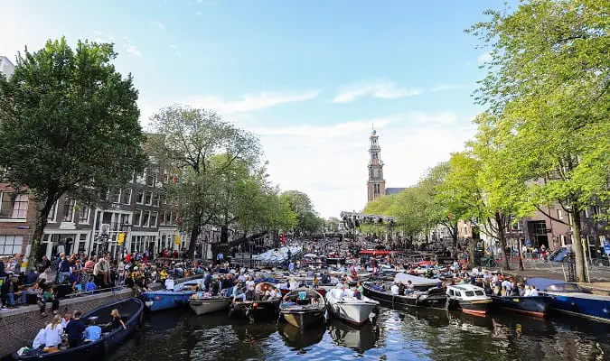 Amsterdam é uma das cidades mais visitadas da Europa.